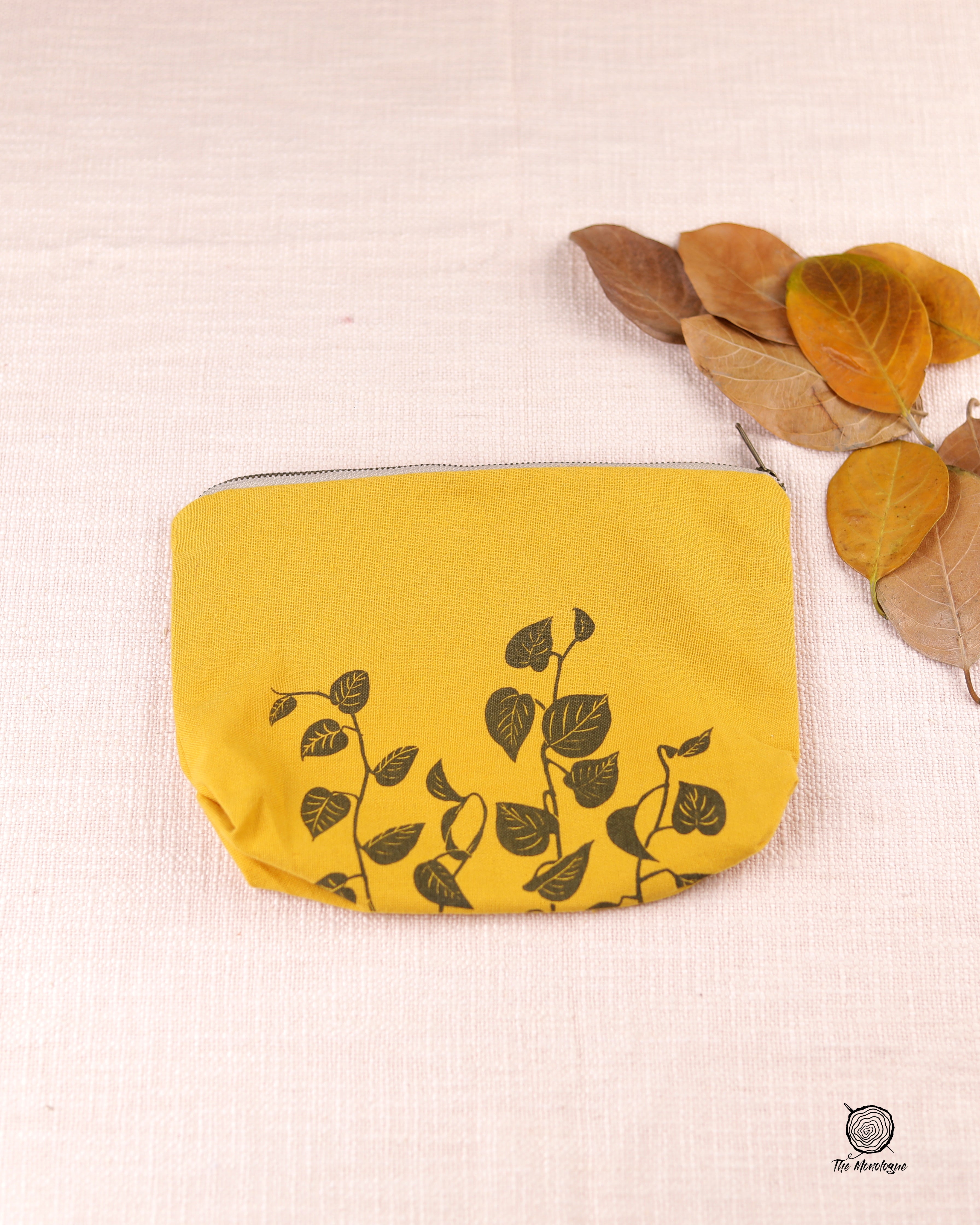 Fabric Pouch Big | Cotton Fabric & Metal Zip